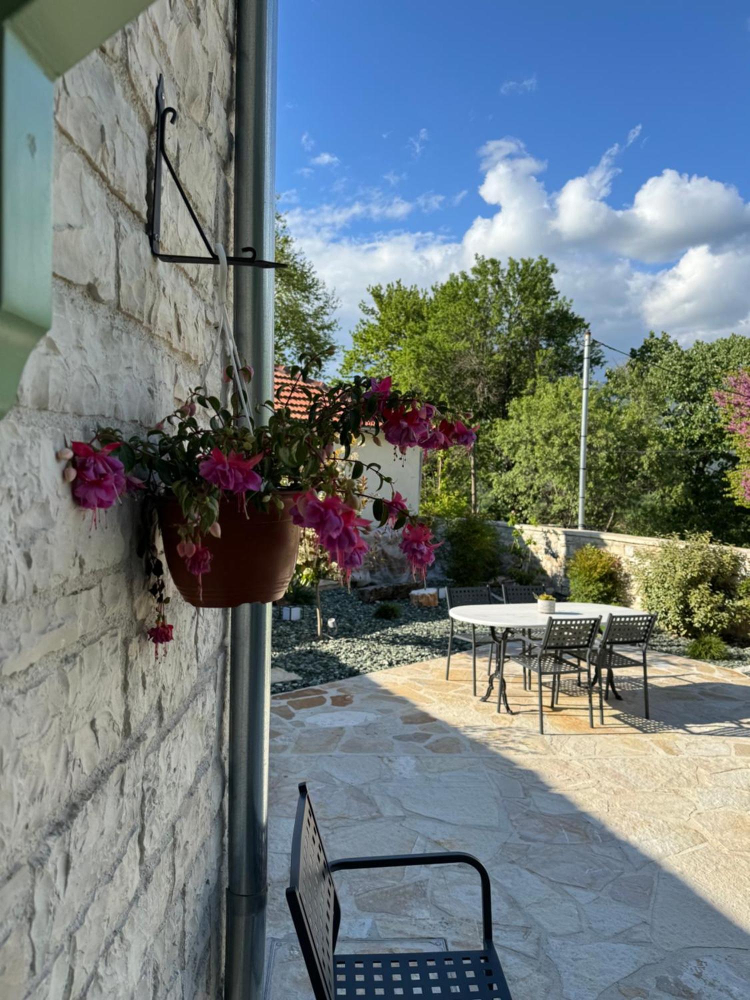 Aristi Boutique Stonehouse With Attic Daire Dış mekan fotoğraf